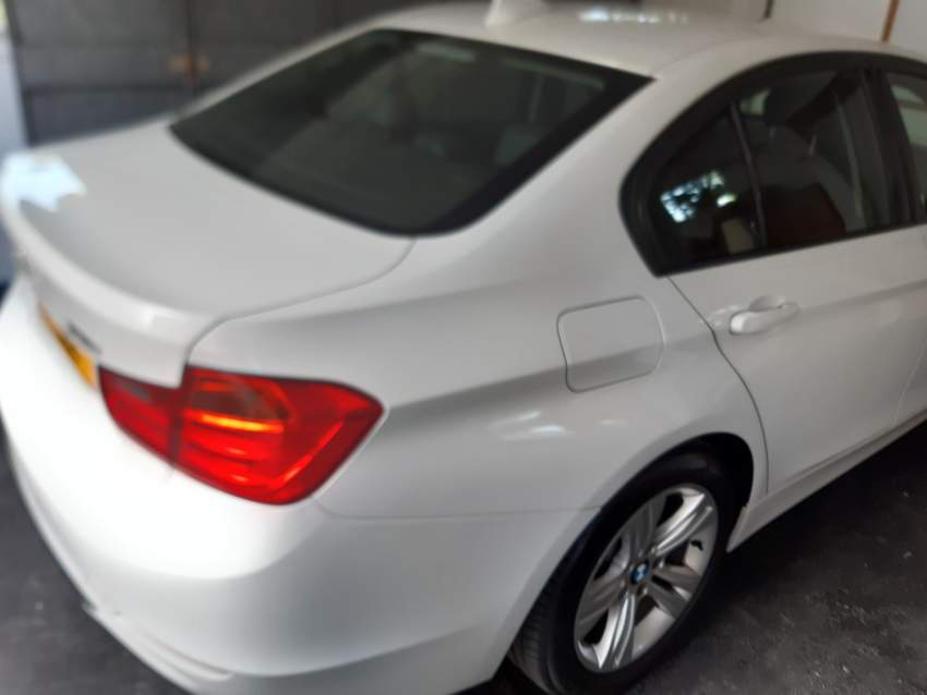 BMW - 316I - 2013 - 2 - Luxury Cars  on Aster Vender