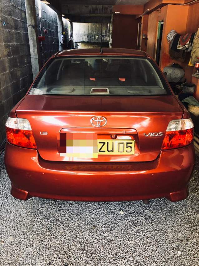 Toyota Vios 2005 - 1 - Luxury Cars  on Aster Vender