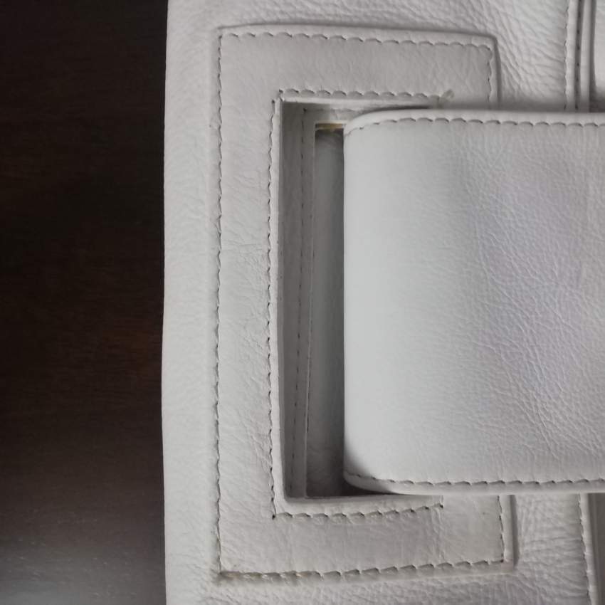 White genuine Italian leather bag  - 2 - Bags  on Aster Vender