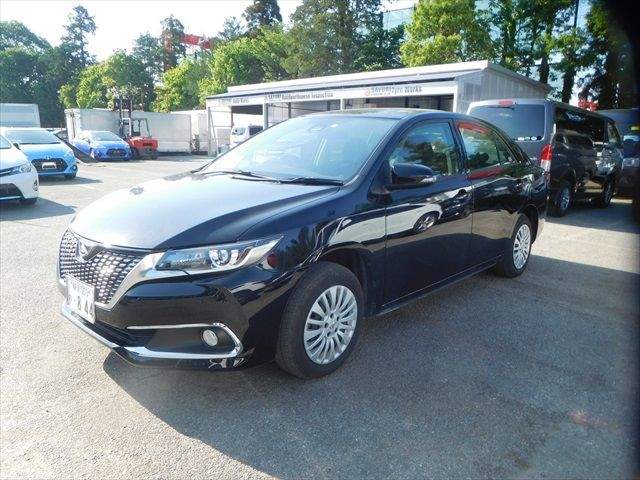 TOYOTA ALLION  - 2 - Family Cars  on Aster Vender