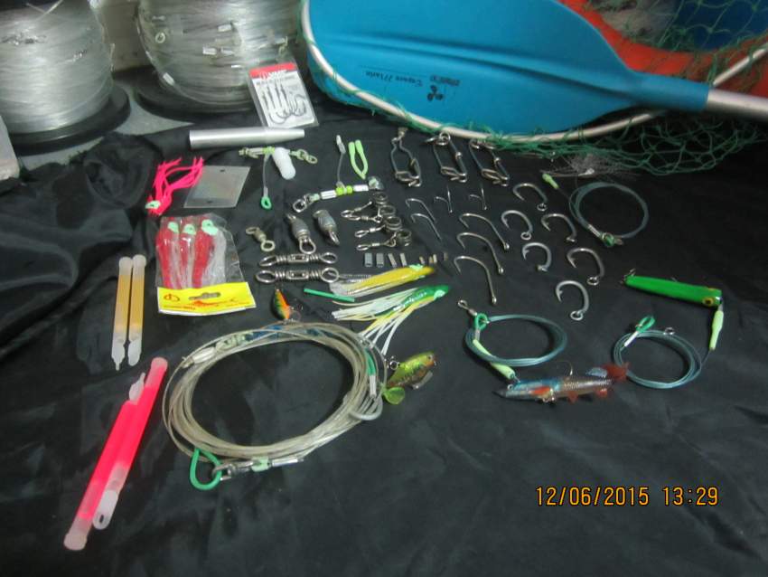 LOT DE MATÉRIELS DE PÊCHE  - 2 - Other parts  on Aster Vender