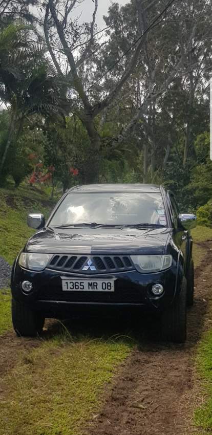 Mitsubishi L200turbo - 0 - Pickup trucks (4x4 & 4x2)  on Aster Vender