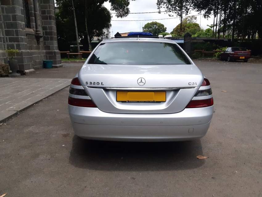Mercedes-Benz S-320 LWB - 3 - Luxury Cars  on Aster Vender