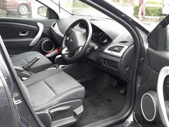 Renault fluence - 4 - Family Cars  on Aster Vender