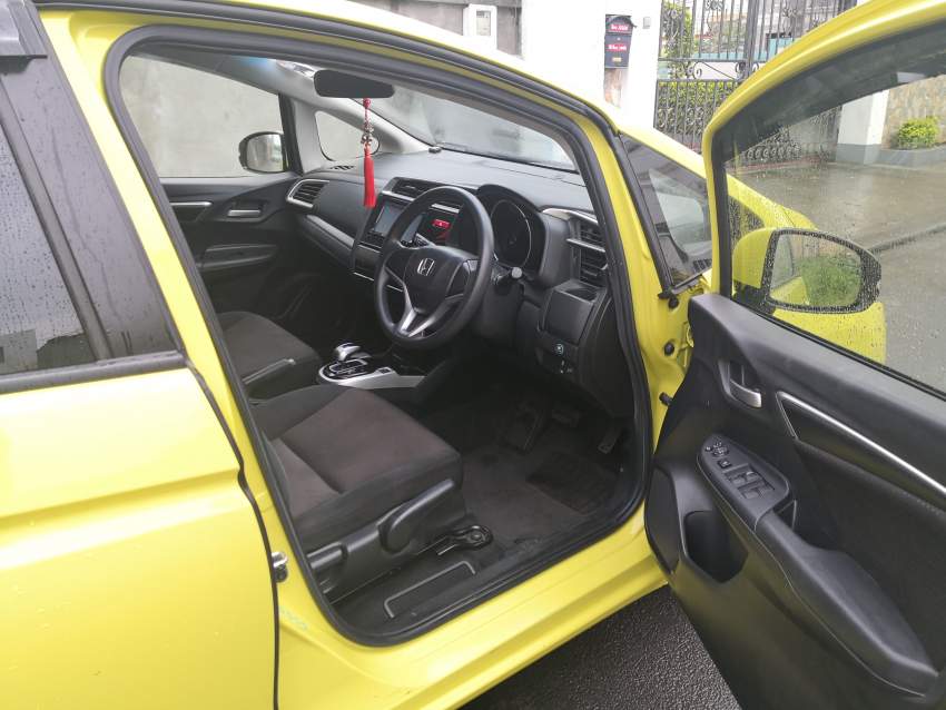 Honda Fit 2013  - 3 - Family Cars  on Aster Vender