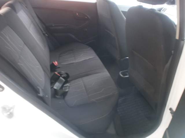 Kia Picanto - 4 - Family Cars  on Aster Vender