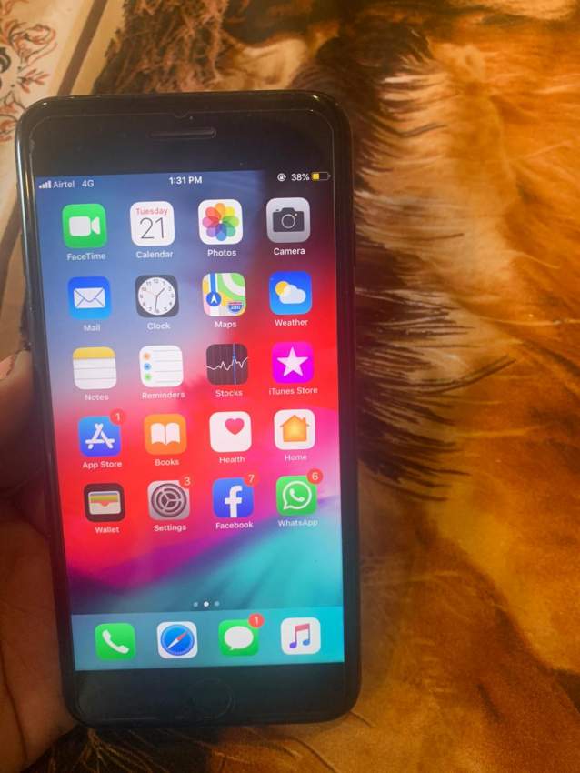 Apple Iphone 7 plus 128gb Jet Black - 1 - iPhones  on Aster Vender