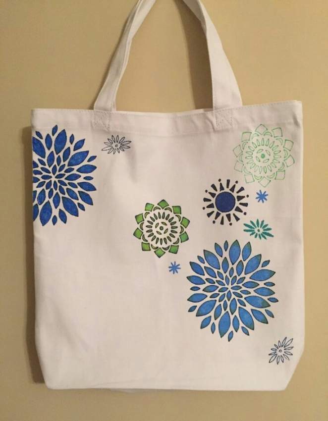 Tote bag