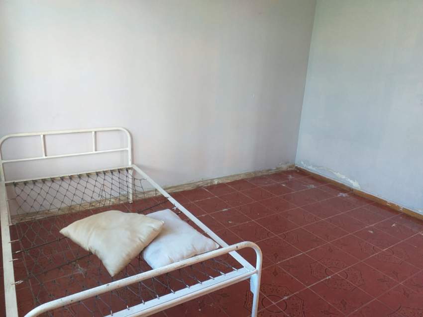 Maison à louer à trois boutiques - 6 - House  on Aster Vender