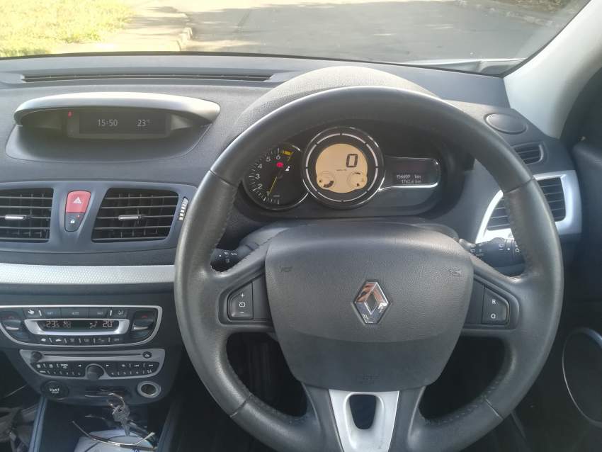 For Sale Renault Megane - 1 - Family Cars  on Aster Vender