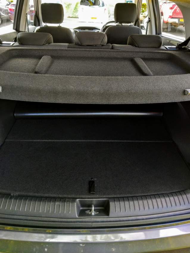 Hyundai - Creta 1.6 2017 - 9 - SUV Cars  on Aster Vender