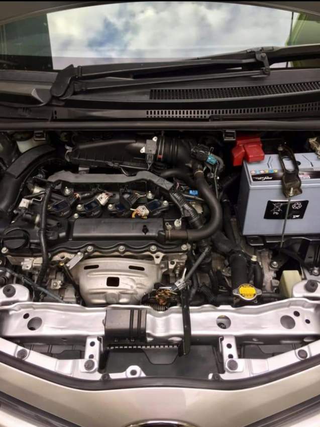 Tpyota vitz 2013 - 1 - Compact cars  on Aster Vender