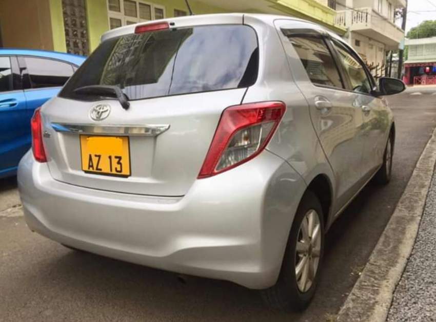 Tpyota vitz 2013 - 6 - Compact cars  on Aster Vender