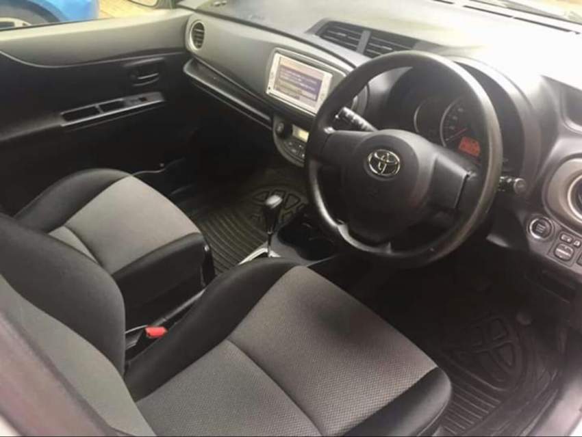 Tpyota vitz 2013 - 2 - Compact cars  on Aster Vender