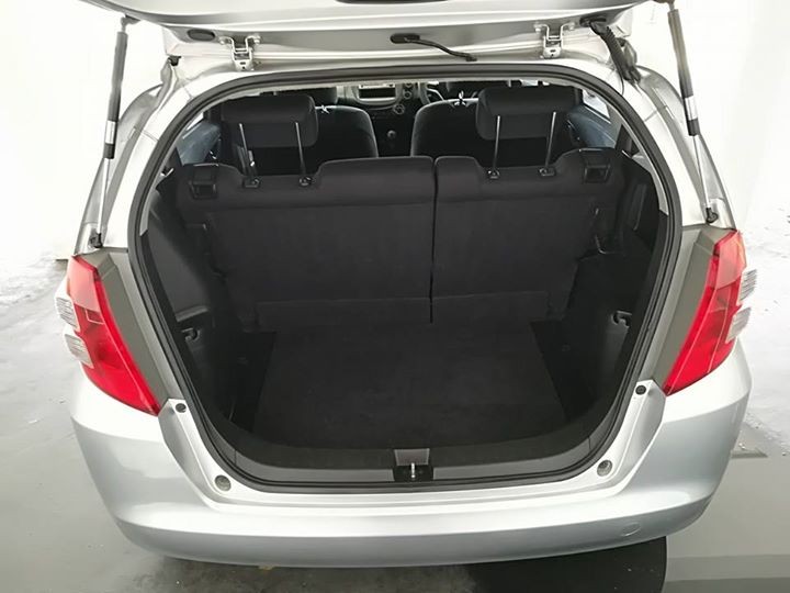 URGENT SALE. HONDA FIT ZX 08 SOLE OWNER AUTOMATIC  - 8 - Family Cars  on Aster Vender