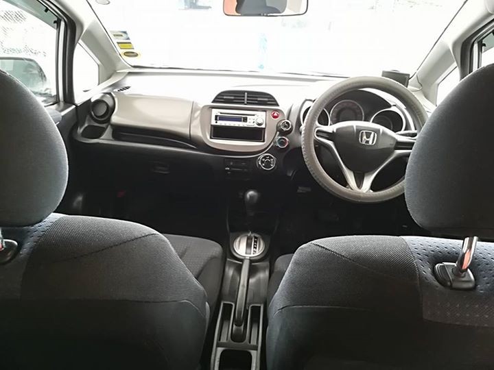 URGENT SALE. HONDA FIT ZX 08 SOLE OWNER AUTOMATIC  - 4 - Family Cars  on Aster Vender