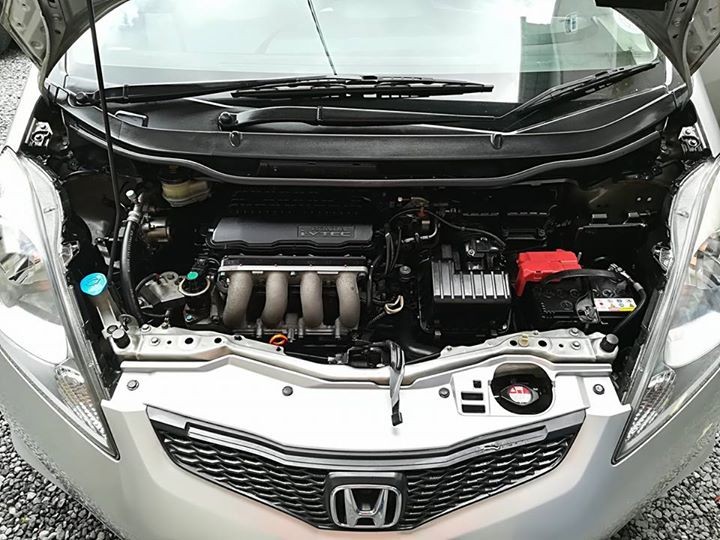 URGENT SALE. HONDA FIT ZX 08 SOLE OWNER AUTOMATIC  - 2 - Family Cars  on Aster Vender