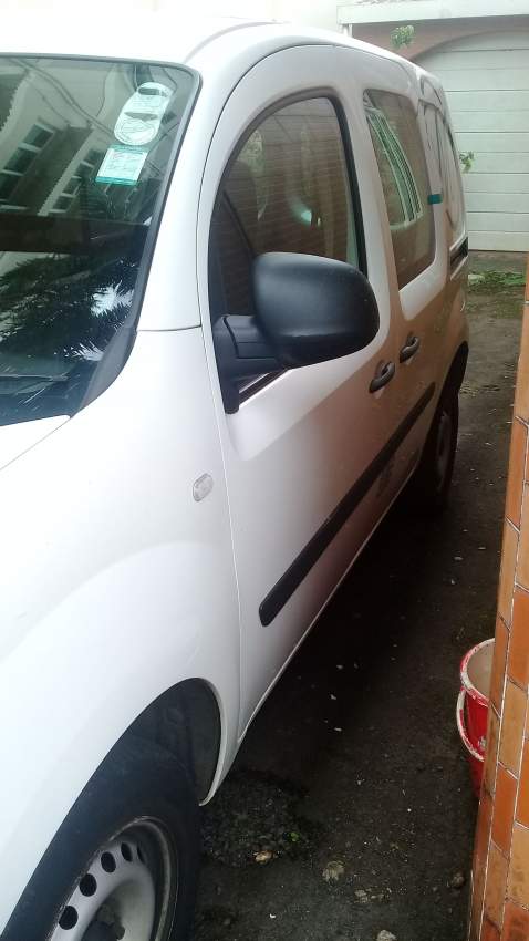 Renault Kangoo - 1 - Cargo Van (Delivery Van)  on Aster Vender