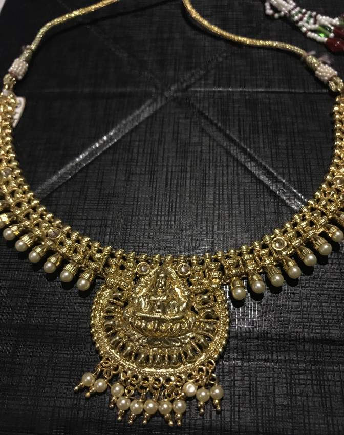 Indian Necklace with Matching Earrings  on Aster Vender