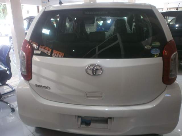 Toyota Passo - 5 - Family Cars  on Aster Vender