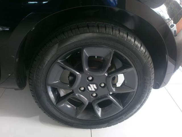 Suzuki ignis - 2 - Family Cars  on Aster Vender