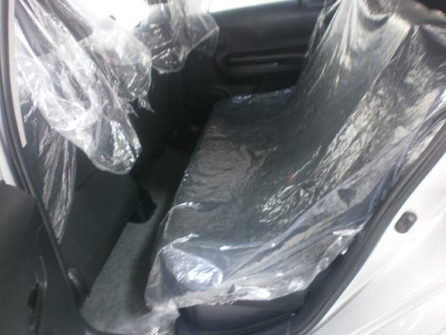 Toyota Aqua - 4 - Family Cars  on Aster Vender