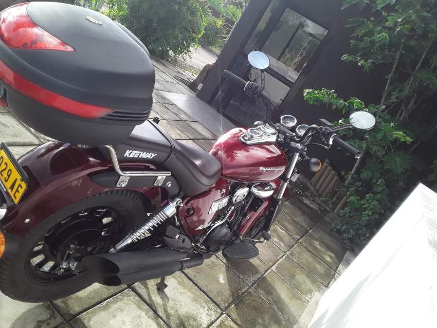 Vente d'une superbe moto neuve - 3 - Cruisers & Choppers  on Aster Vender