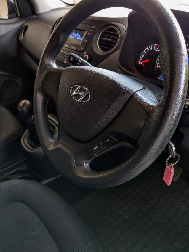 Hyundai Grand i10 2017 - 3 - Compact cars  on Aster Vender