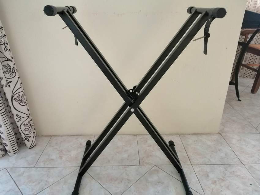 Stand Clavier  - 1 - Other Musical Equipment  on Aster Vender