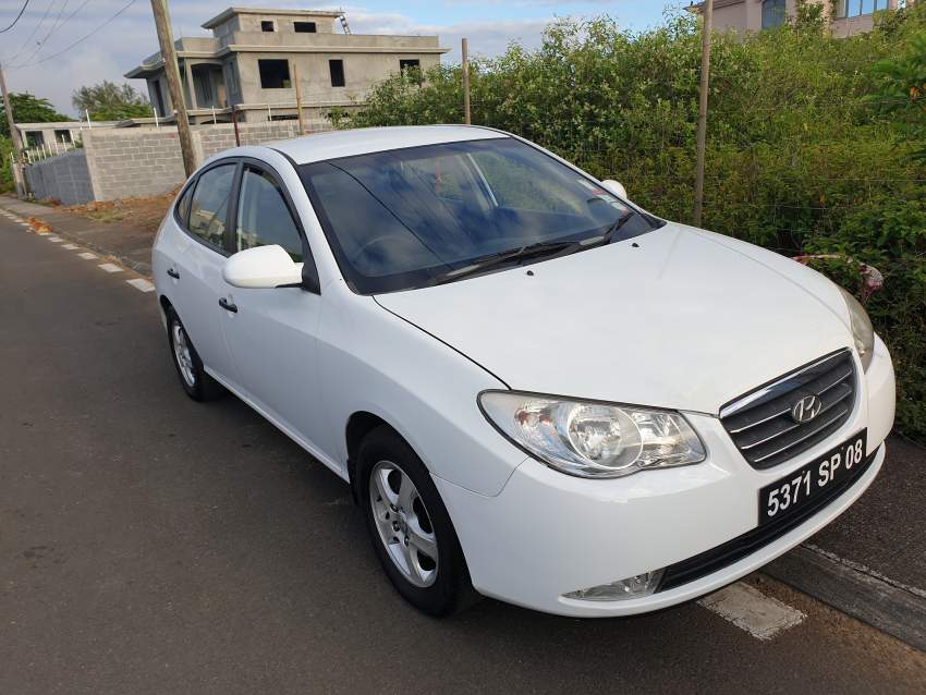 car - hyundai Elantra - 0 - Luxury Cars  on Aster Vender