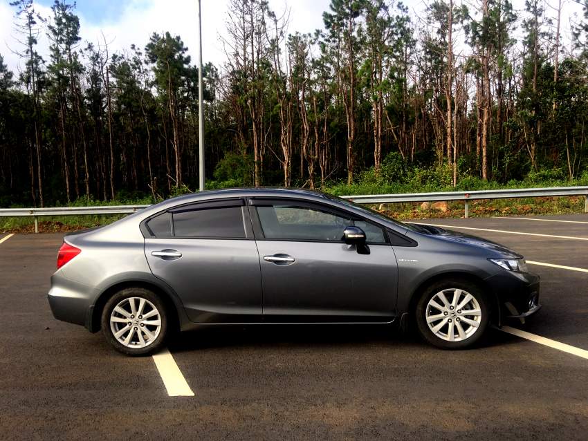 Honda Civic - 4 - Family Cars  on Aster Vender