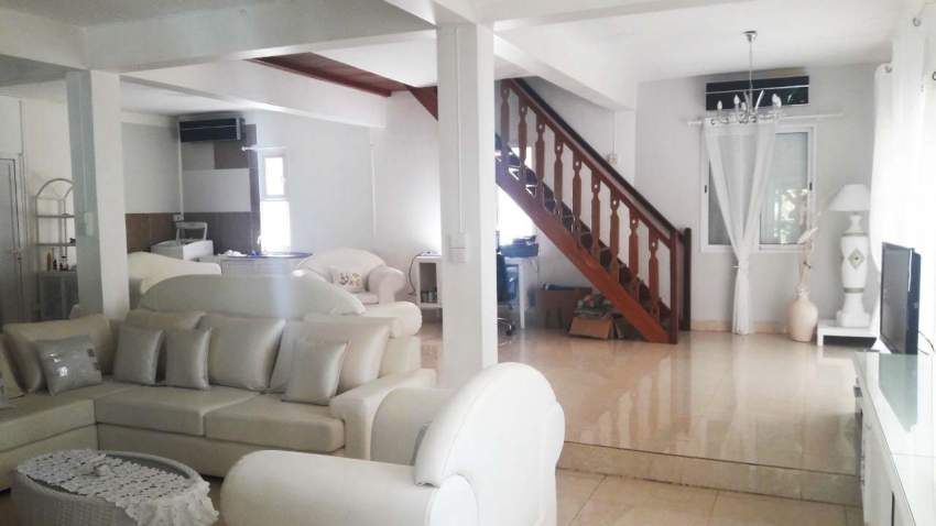 Beautiful Villa in Bain Boeuf - 6 - House  on Aster Vender