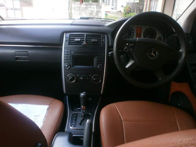 Mercedes Benz B 160 Sports Tourer - 3 - Family Cars  on Aster Vender