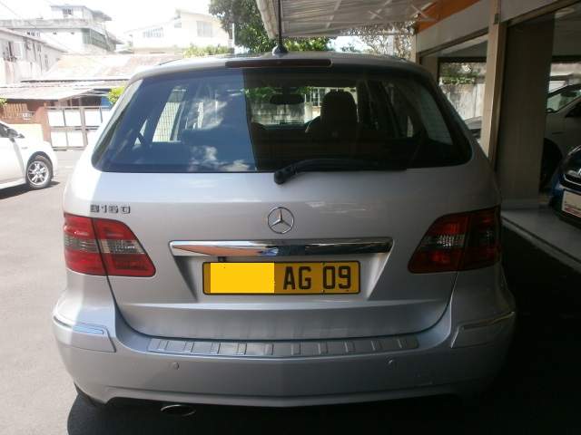 Mercedes Benz B 160 Sports Tourer - 5 - Family Cars  on Aster Vender