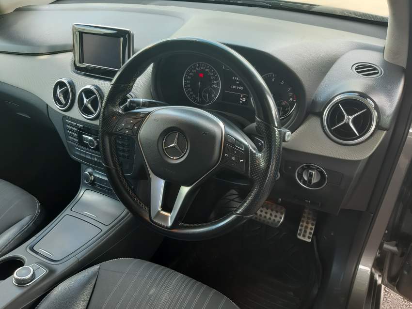 MERCEDES B180  SPORTS - 3 - Luxury Cars  on Aster Vender