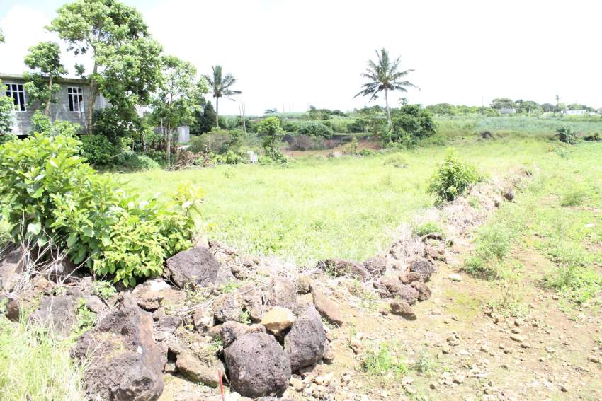 RESIDENTIAL LAND FOR SALE AT MONT-IDA FLACQ (28.2 PERCHES) - 4 - Land  on Aster Vender