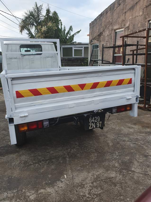 Toyota Dyna - 2 - Small trucks (Camionette)  on Aster Vender