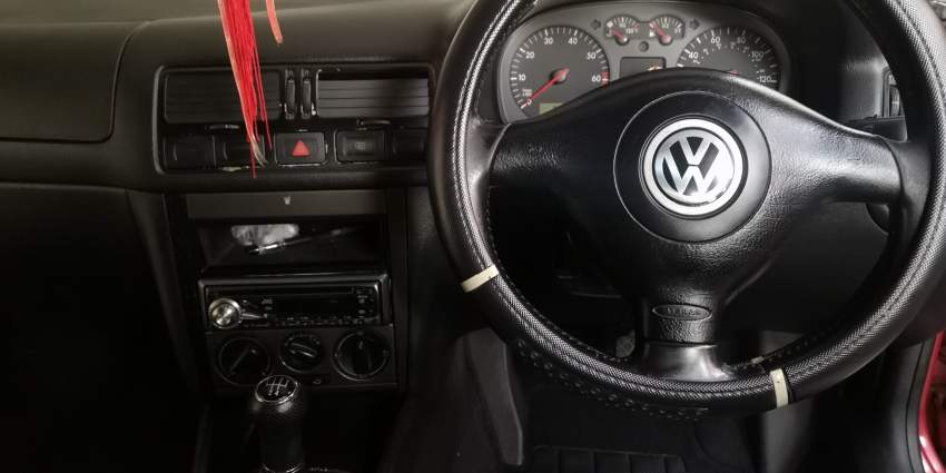 Volkswagen Bora Yr 01 - 6 - Family Cars  on Aster Vender