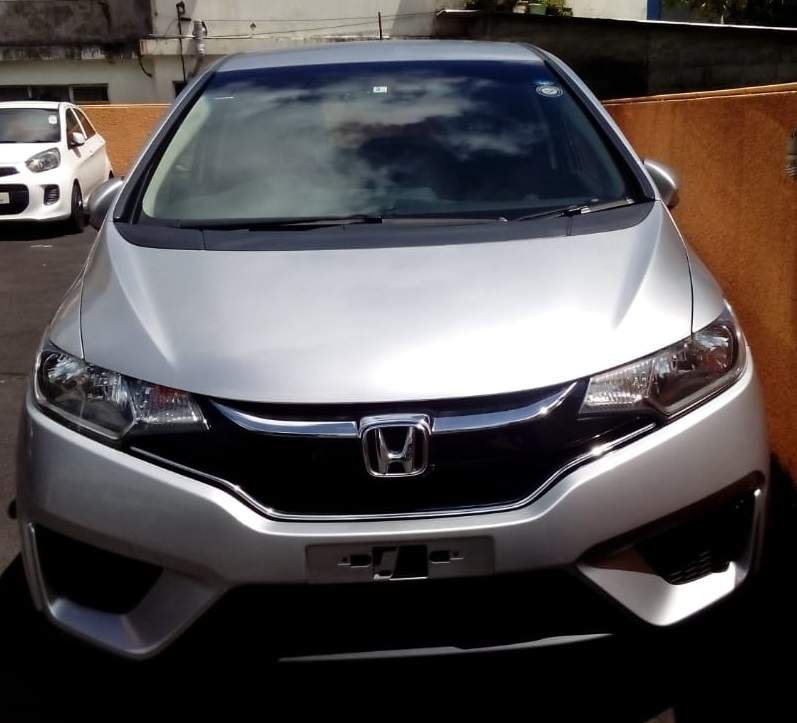 Honda  Fit Yr Feb 2017 - 0 - Family Cars  on Aster Vender