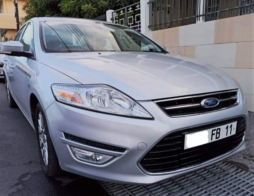 Ford Mondeo 2011 on Aster Vender