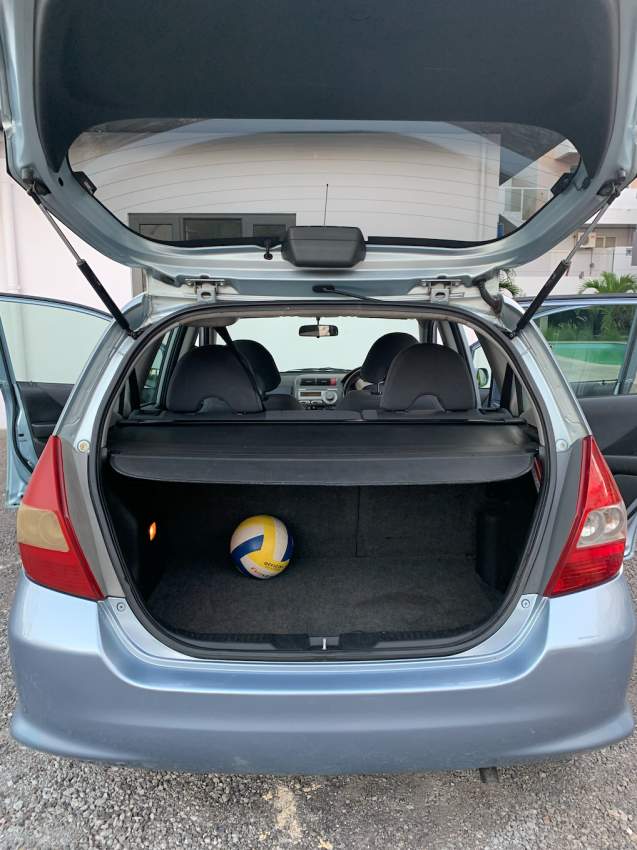 HONDA JAZZ 2007 - 3 - Compact cars  on Aster Vender