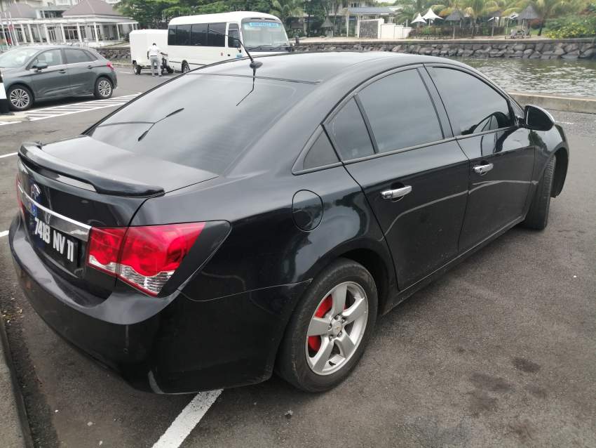 Chevrolet Cruz 2011 - 0 - Family Cars  on Aster Vender