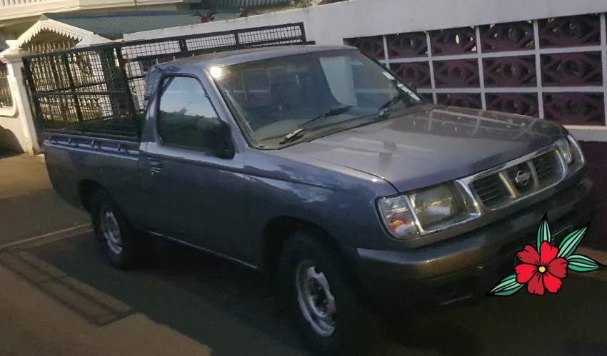 Nissan TD27 singlecab 2*4 - 0 - Pickup trucks (4x4 & 4x2)  on Aster Vender