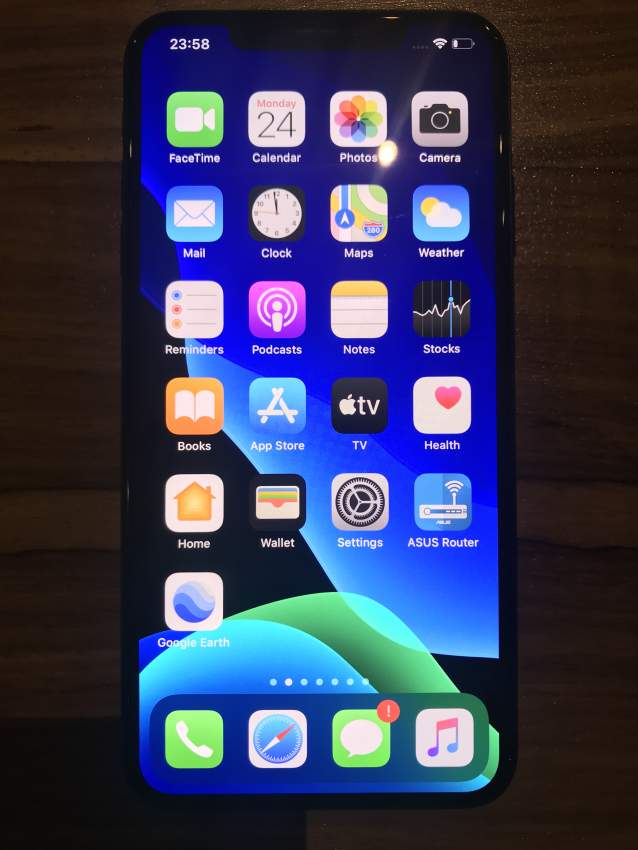 Iphone Xs max 512gb Space Gray etat 10/10 - 1 - iPhones  on Aster Vender