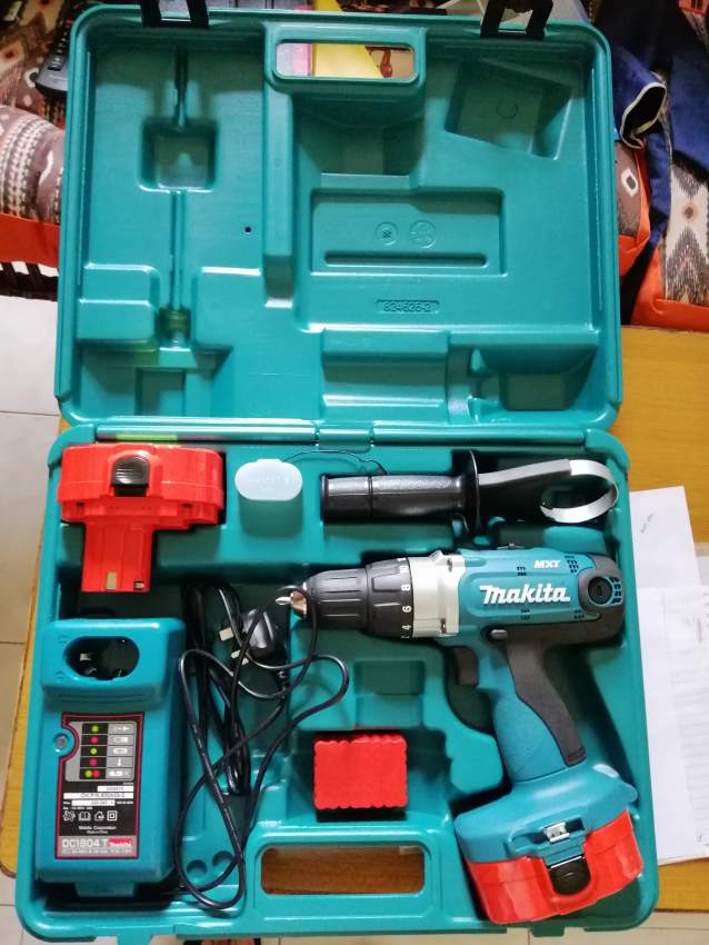 Cordless Drill Makita 18V on Aster Vender