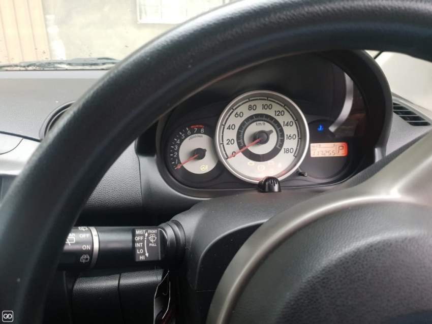 Mazda demio - 2 - Compact cars  on Aster Vender