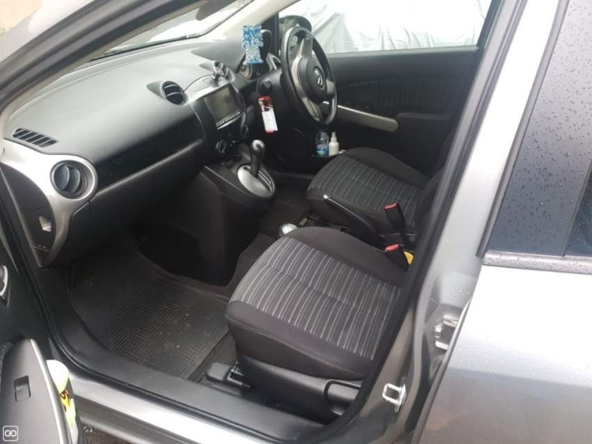 Mazda demio - 3 - Compact cars  on Aster Vender