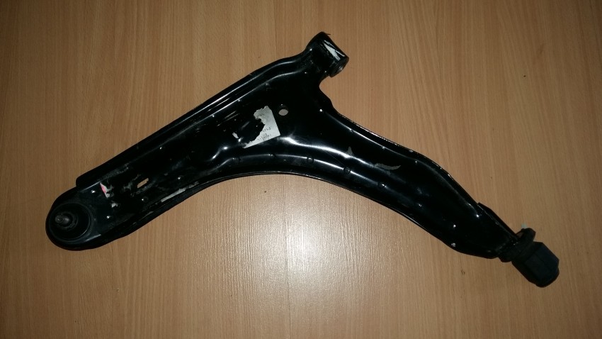 Plateau suspension pour Nissan March K10 (gauche) - 0 - Spare Part  on Aster Vender