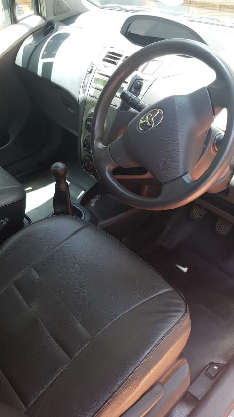 Toyota Yaris - 0 - Compact cars  on Aster Vender