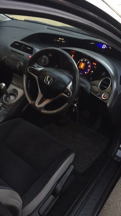 For sale Honda Civic FK1 Manual 2008 Black - 2 - Compact cars  on Aster Vender